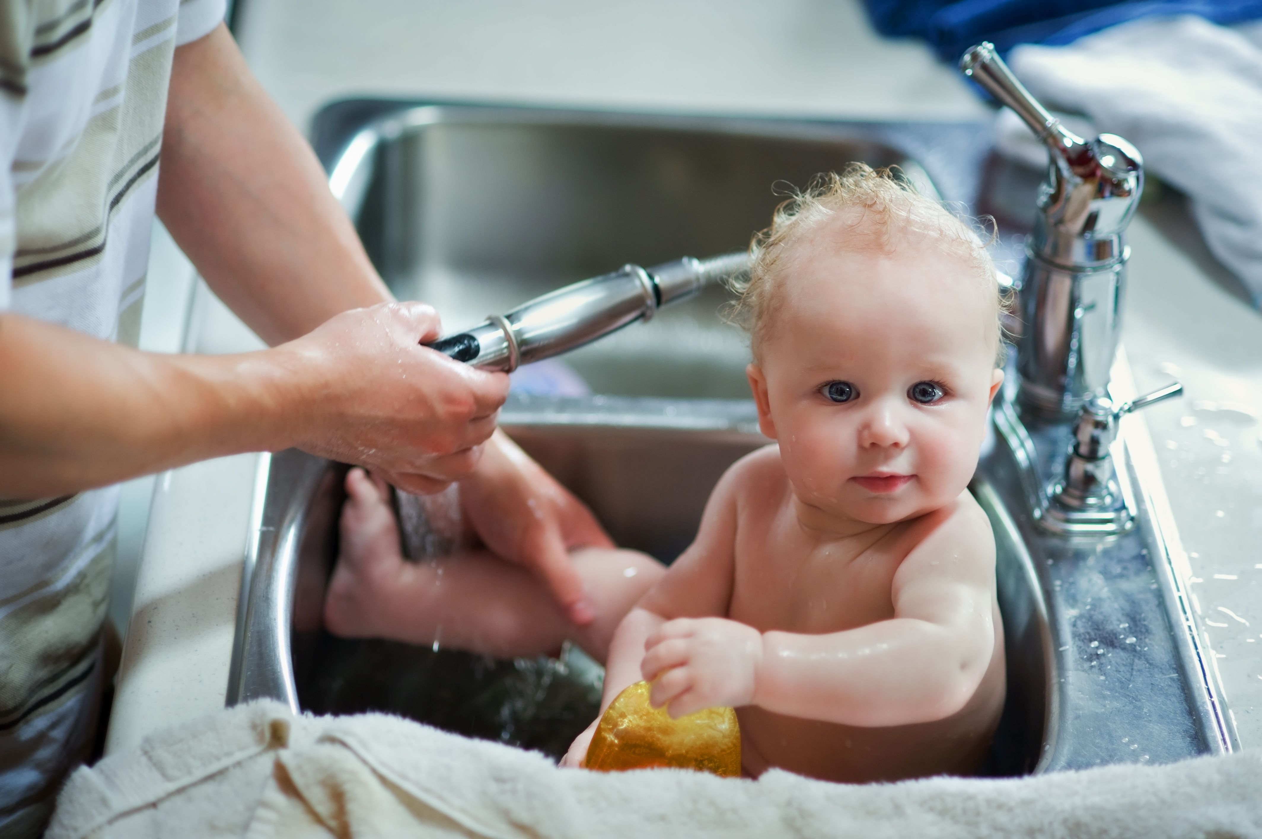 financieel overhead shit Watergewenning voor baby's, thuis, in eigen bad | FamilieFit